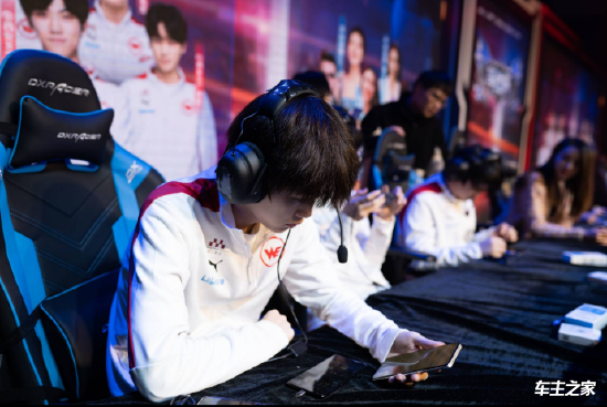 Drx告别季后赛亡语：我们承诺 夏天会以更加明朗和闪耀的面貌回归